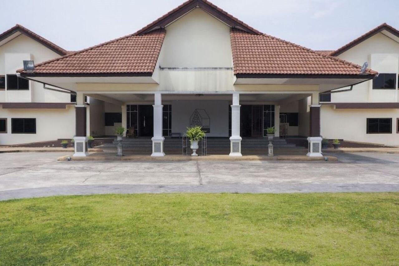 Oyo 859 Golden Land Hotel Chiang Rai Eksteriør billede