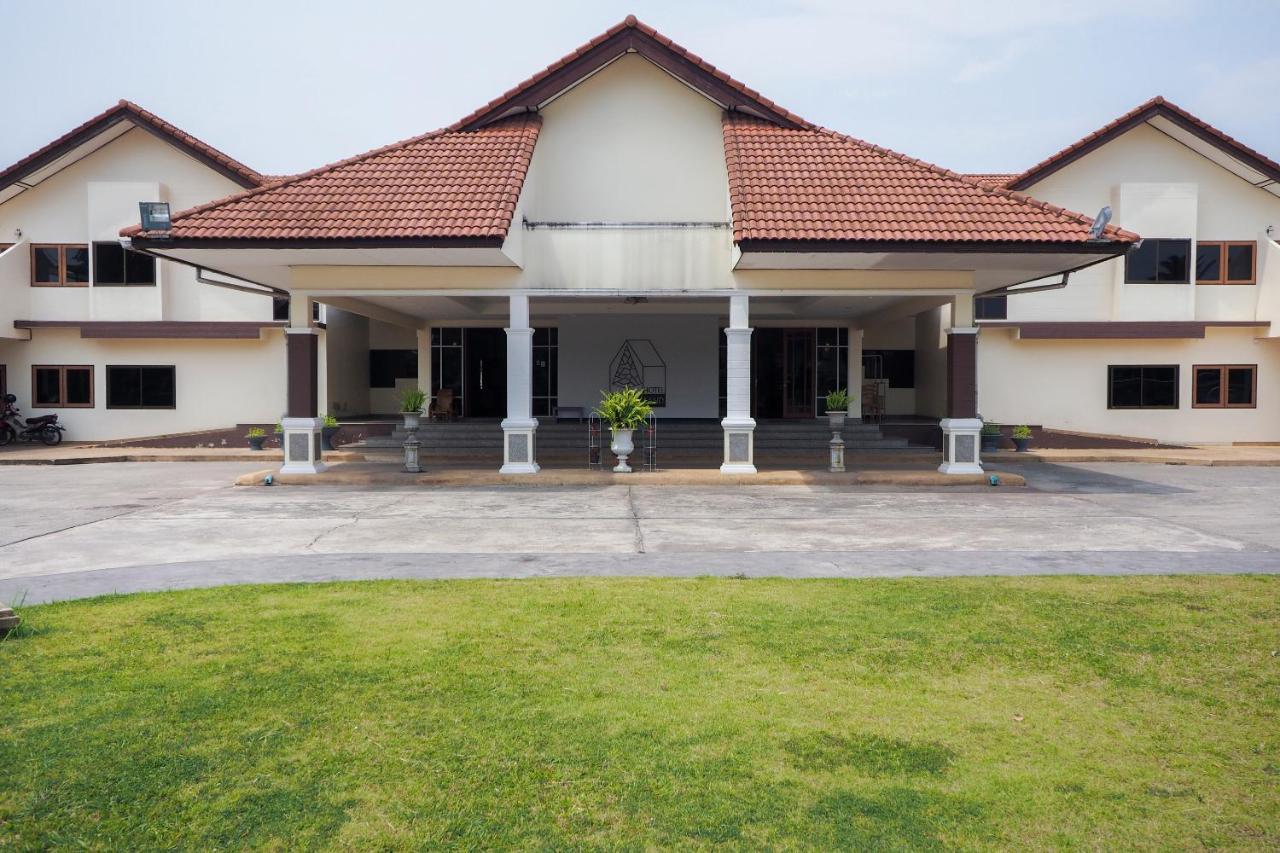 Oyo 859 Golden Land Hotel Chiang Rai Eksteriør billede